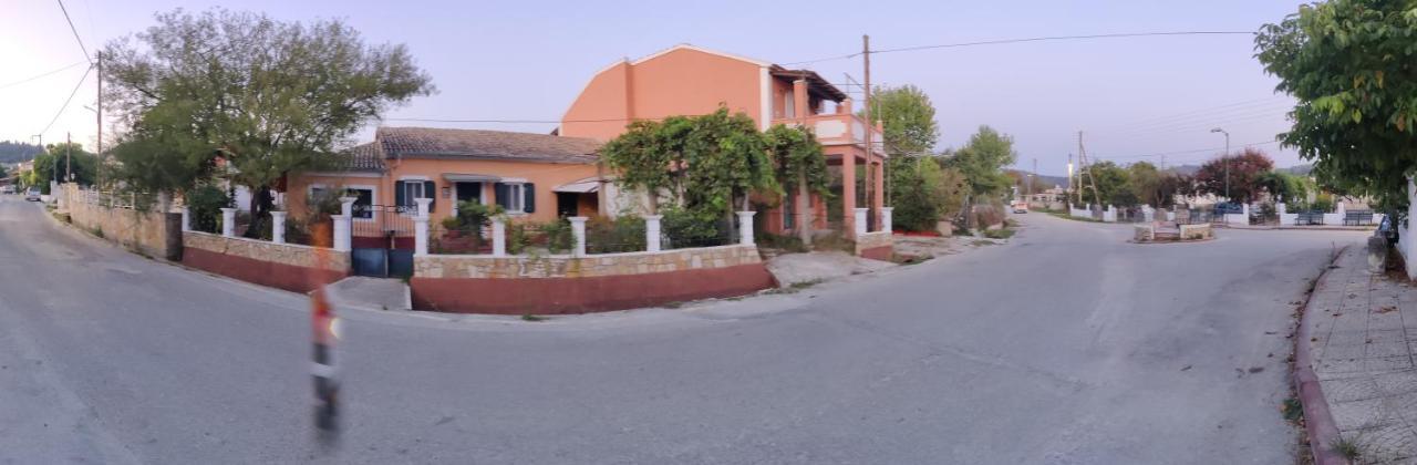 Kapases Studios & Apartments Peroulades  Екстериор снимка